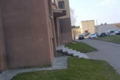 Raudono fasado dažymas – nuotrauka 3